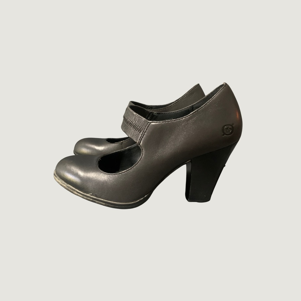 Born Mary Jane Pumps Womens 7 Grey Leather Block Heel B72822 VBEG12 EUC